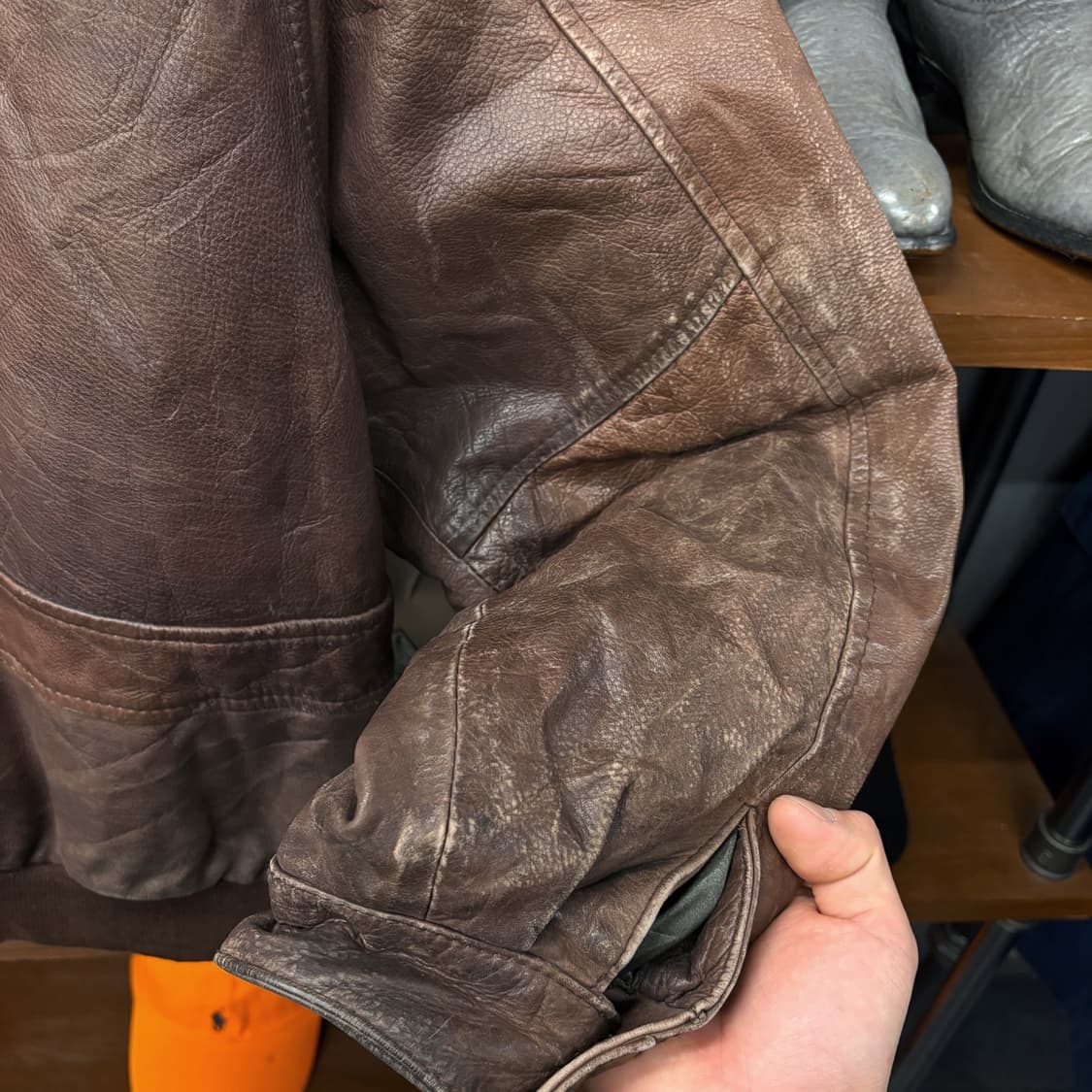 80s 빈티지 G-1  플라이트 자켓 카우하이드 탈부착 퍼카라 N670 상품이미지8