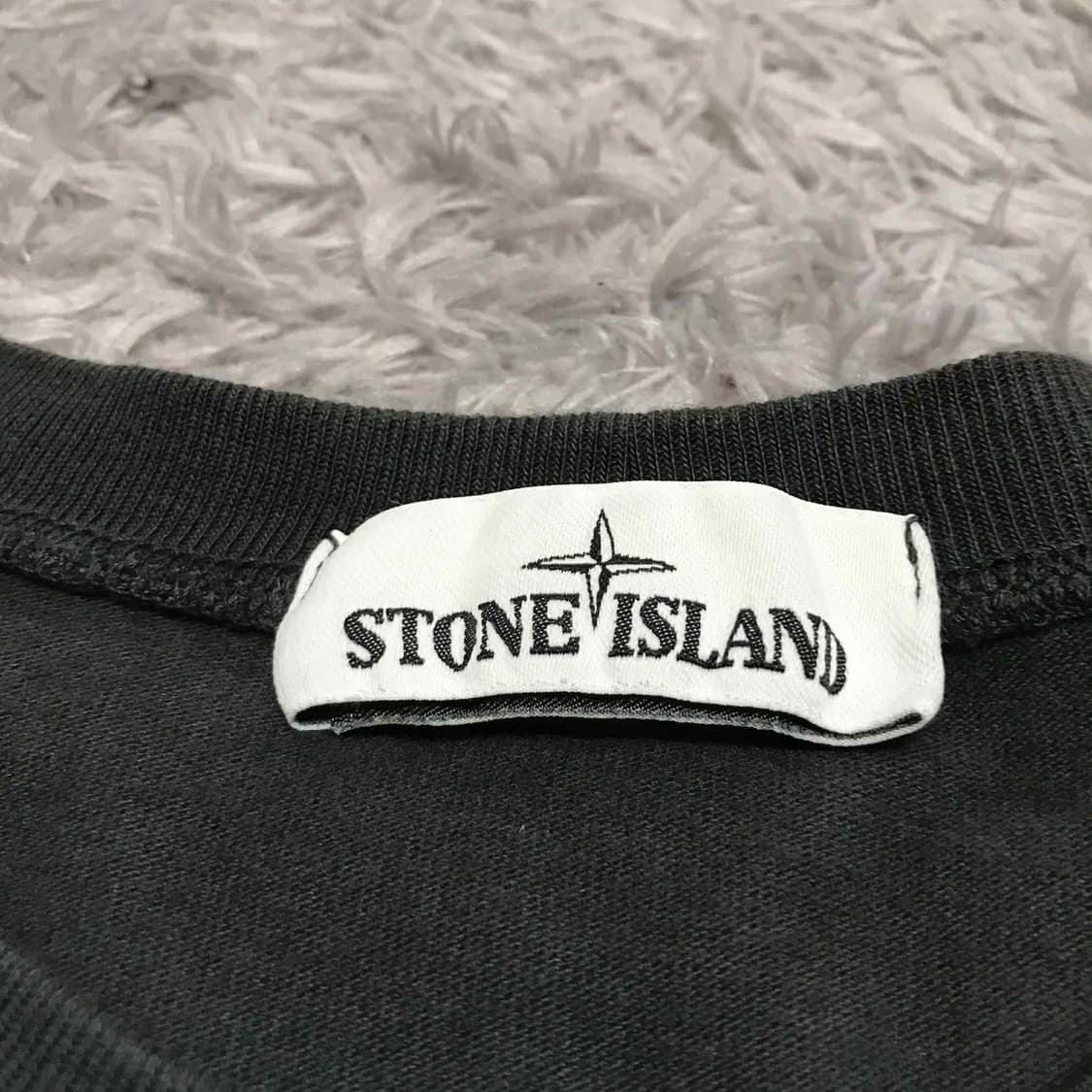 {클로젯}[L][백화점판]스톤아일랜드 롱슬리브 맨투맨 상품이미지4