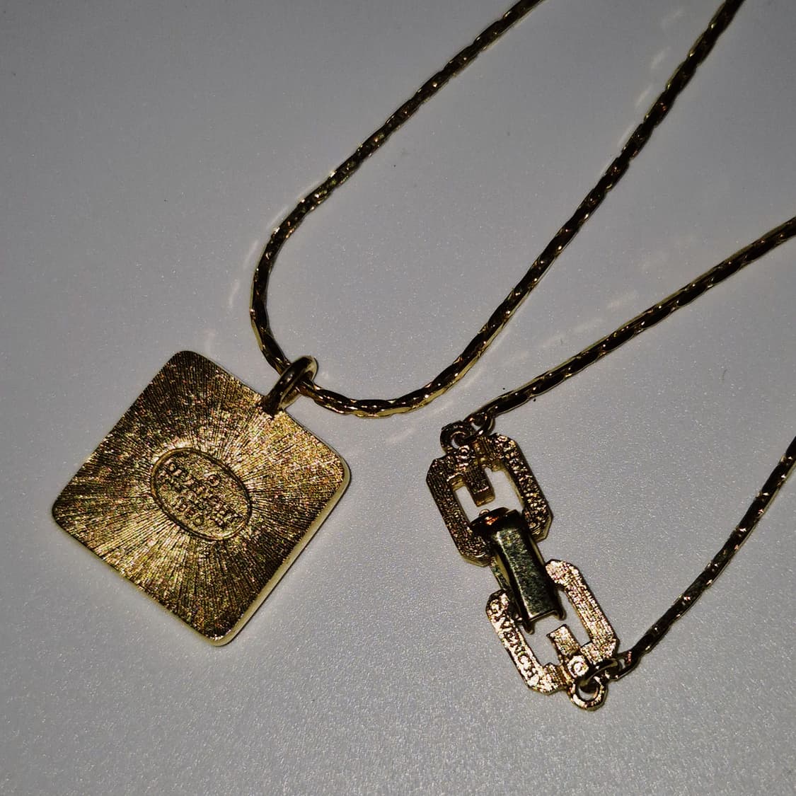 80s 지방시 비쥬 스퀘어 로고 파베 목걸이 상품이미지10