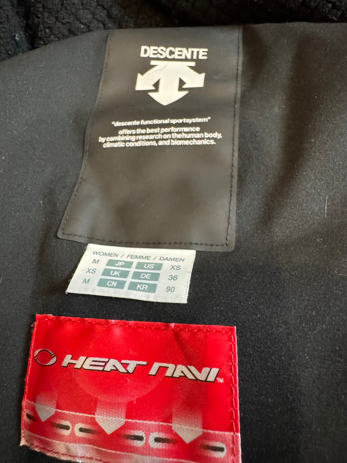 decente 데상트 벨트 패딩 상품이미지3