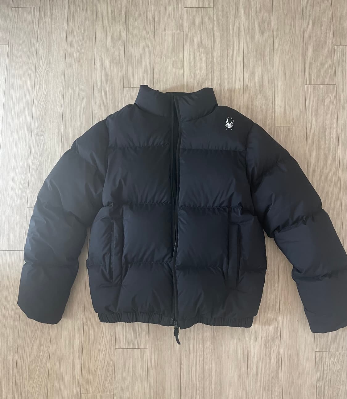 백화점 구매 스파이더 다운 S사이즈 M사이즈가능 상태아주좋음 상품이미지1