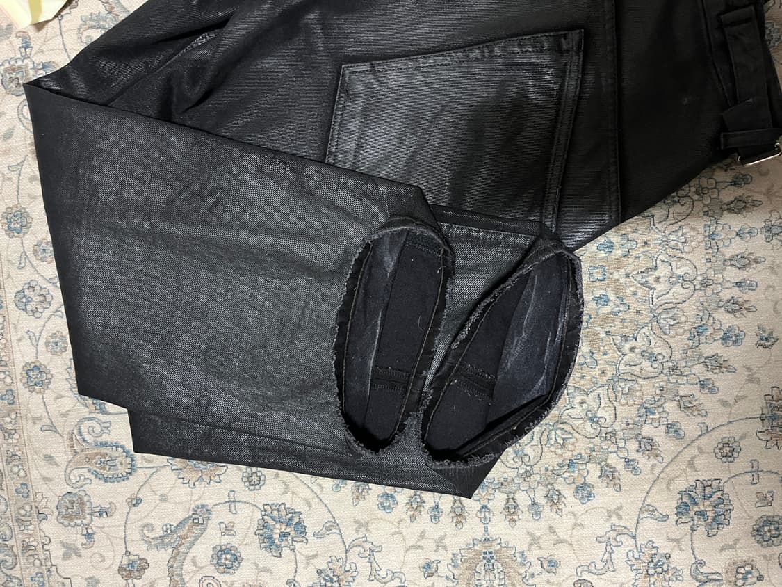 이예 코팅 데님진 블랙 상품이미지4