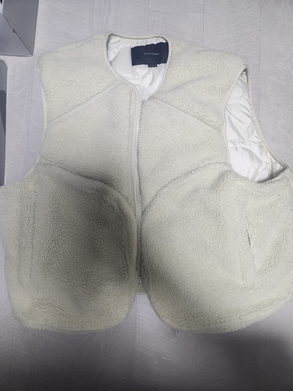 엔타이어 스튜디오 패딩 조끼 L 상품이미지1