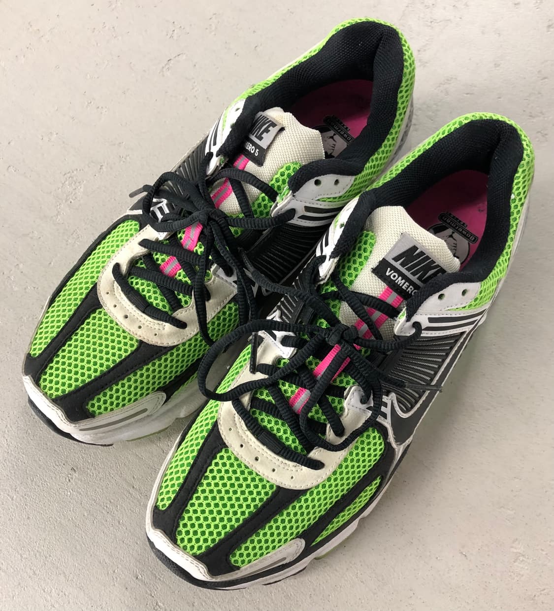 나이키 줌 보메로 5 형광 275 상품이미지1