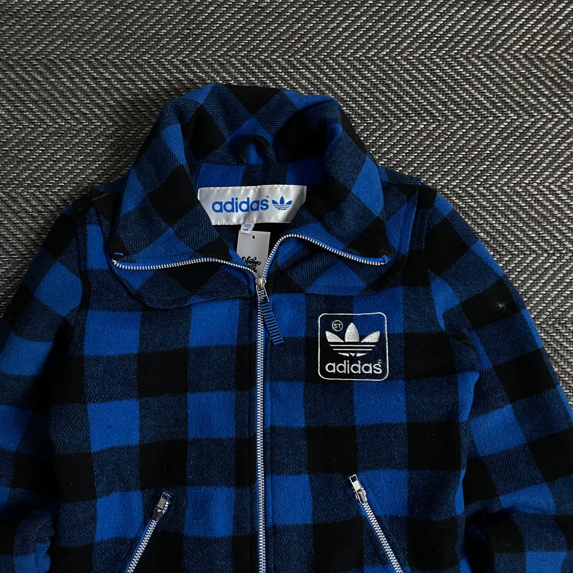 00s 아디다스 y2k 올드스쿨 플란넬 크롭 자켓o 3273 상품이미지3