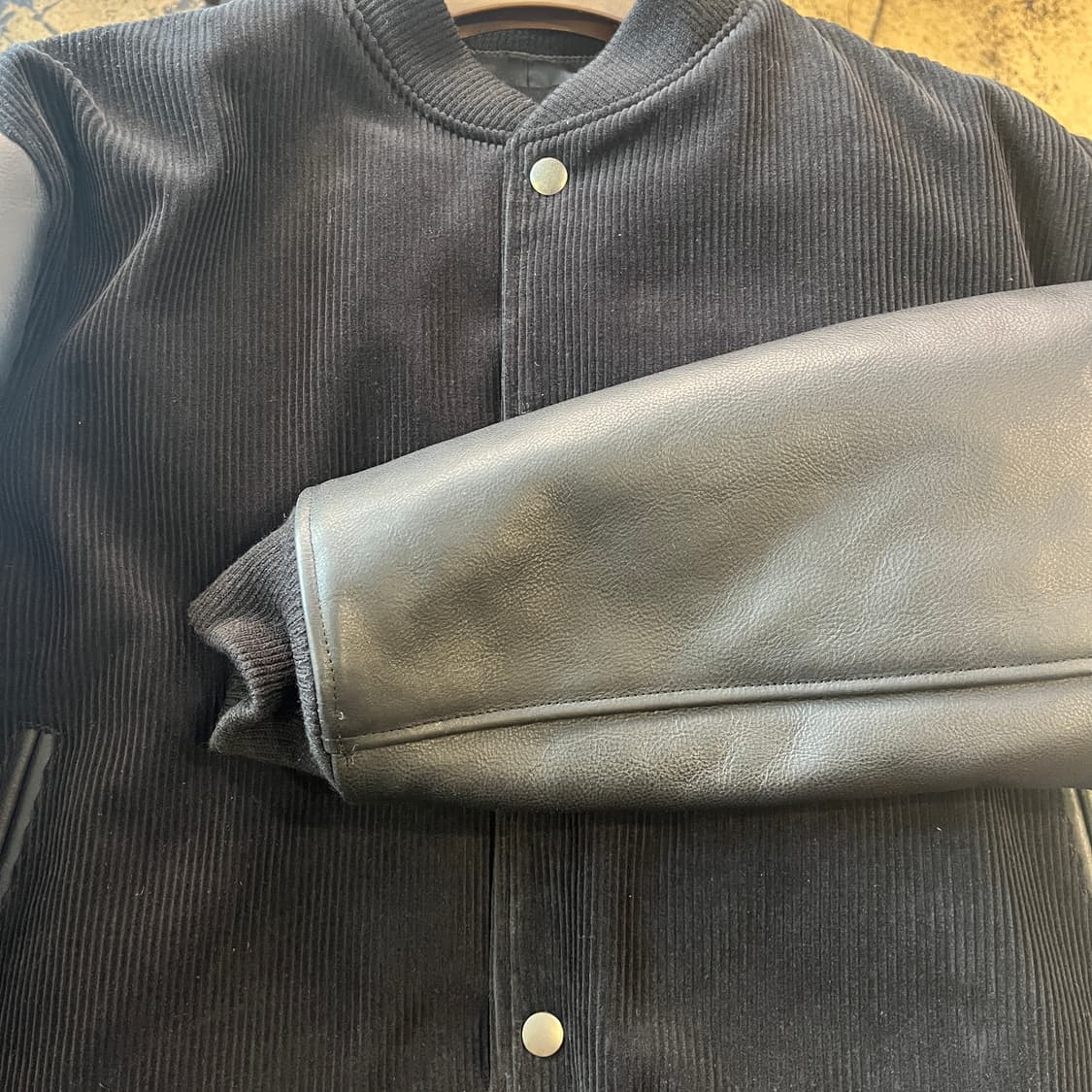 ANDROS 코듀로이 소가죽 소매 크롭자켓 상품이미지4