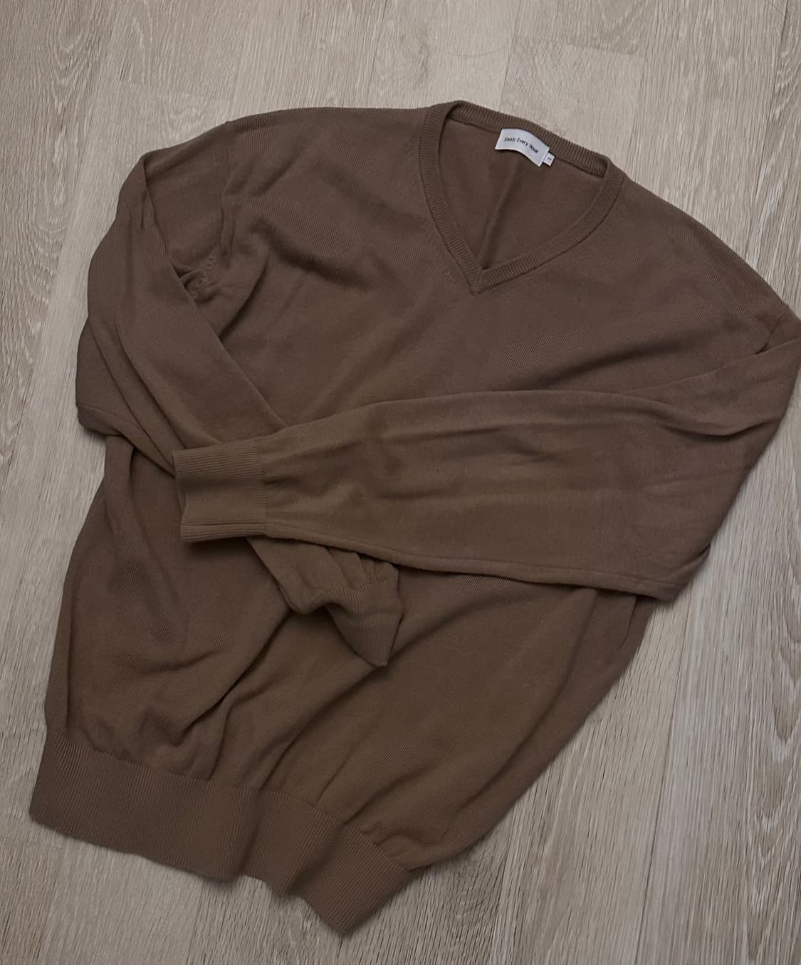 SEW 코튼 브이넥 타우페 1사이즈 상품이미지2