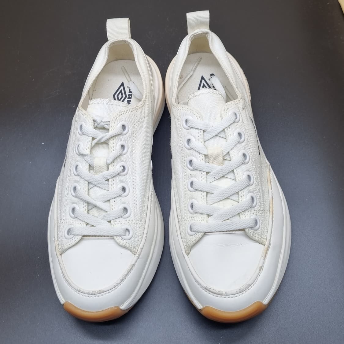 엄브로 토비 여성운동화245 굽 4.5 상품이미지2