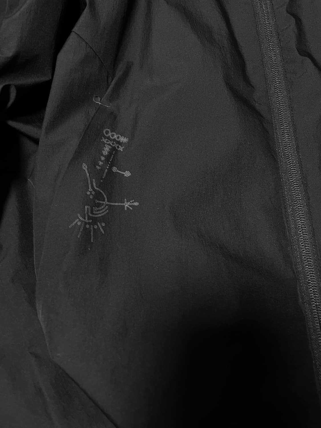 Hyein Seo 혜인서 바람막이 상품이미지3