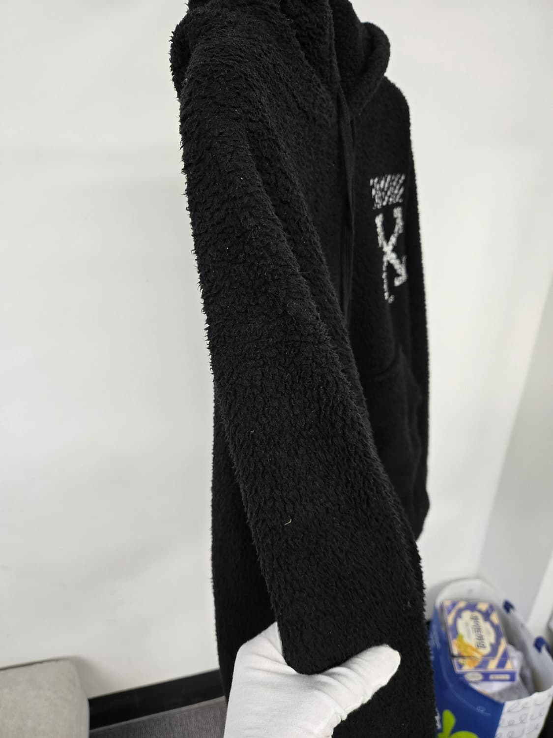 [보증서 정품] 오프화이트 뽀글이 후드티 상품이미지3