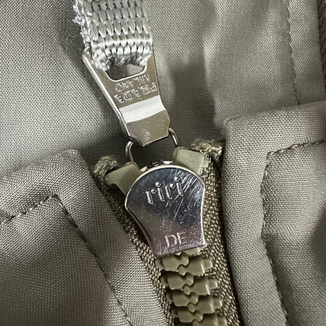 프라다 스포츠 하이넥 자켓 상품이미지8