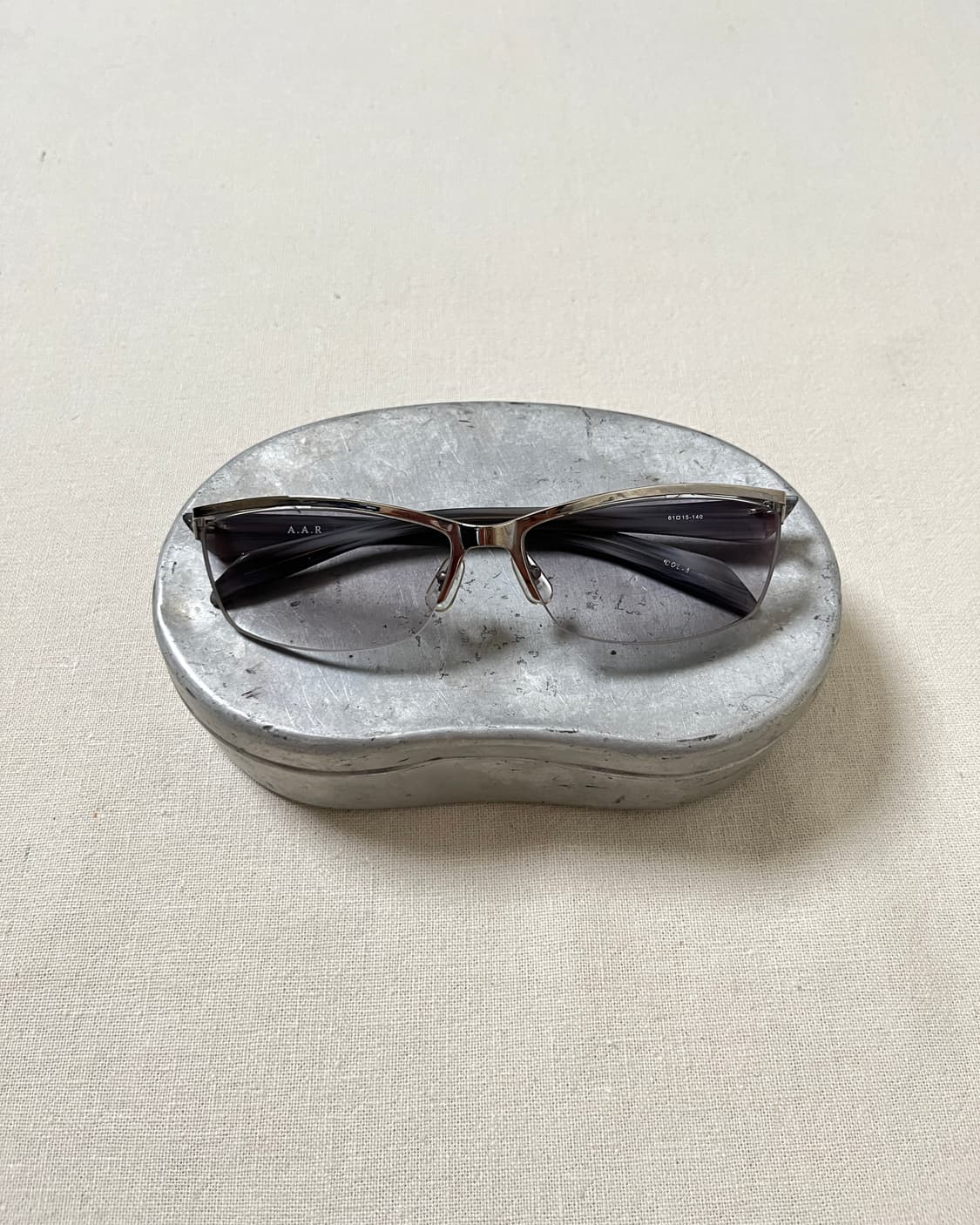 요지야마모토 하프림 선글라스 yohji yamamoto a.a.r 상품이미지1