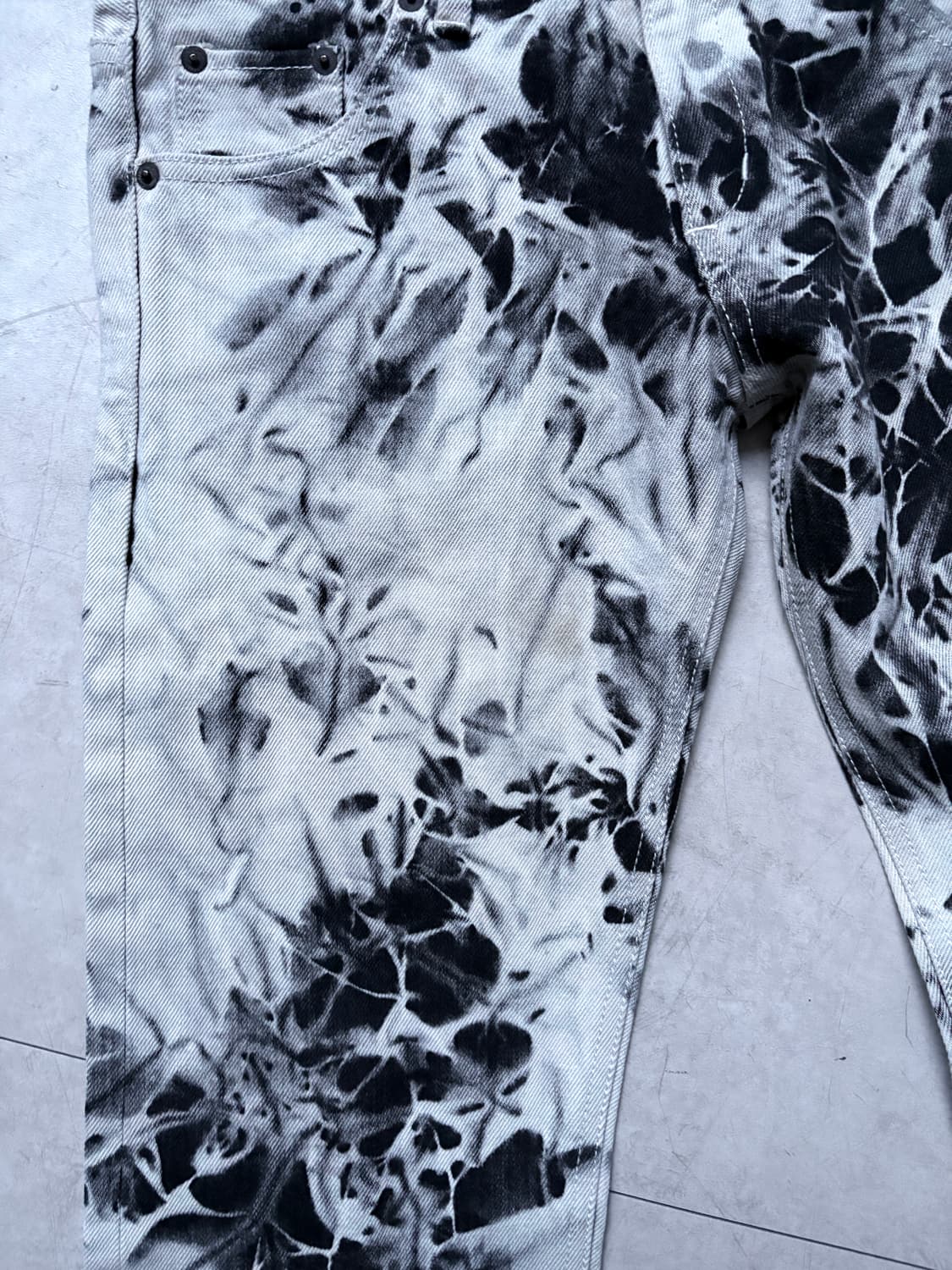 Nozomi Ishiguro / Marble Ink Denim Pants 상품이미지4