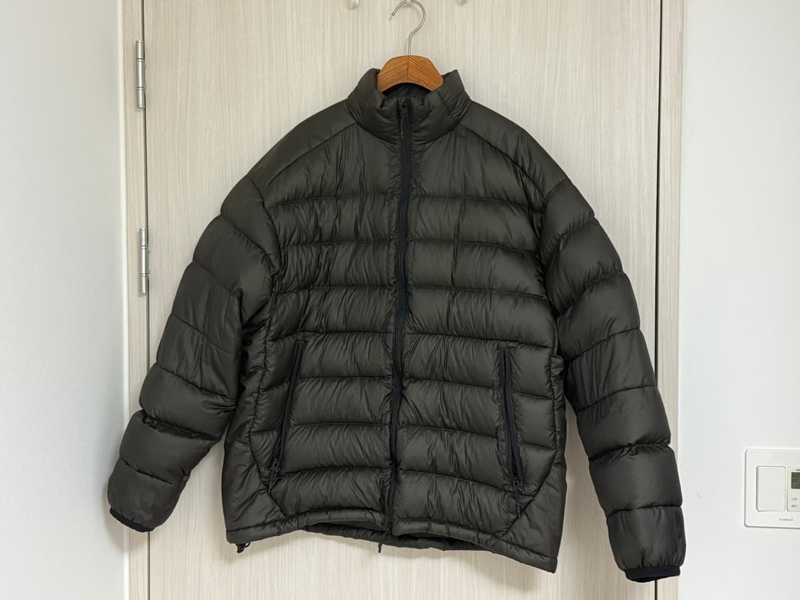 [1] 모이프 헬리움 다운 경량 패딩 에스프레소 (택과 원단 포함) 상품이미지2