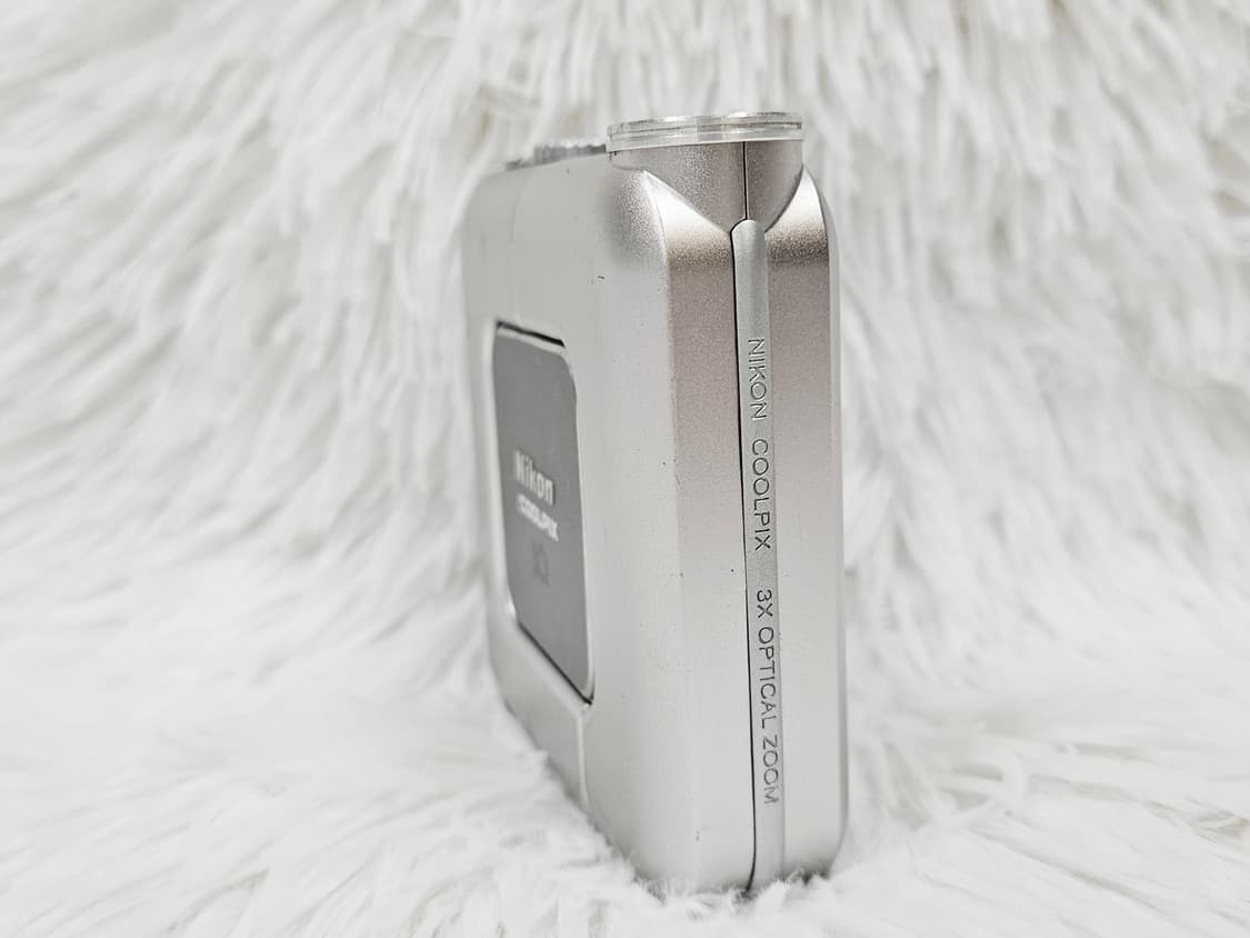 [B급] 니콘 Coolpix SQ 회전형 빈티지 디카, 디지털카메라 판매 상품이미지3