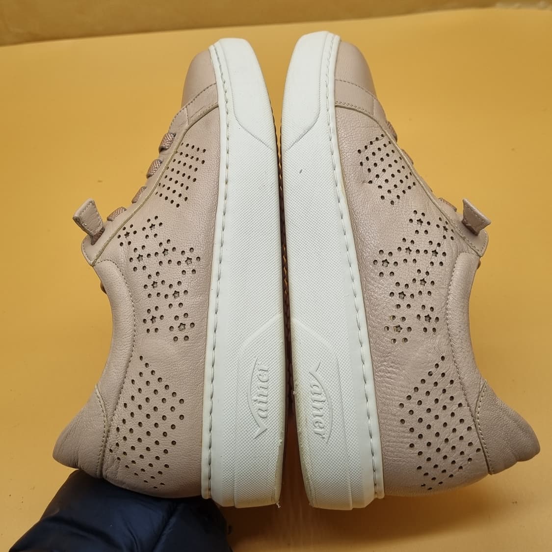 바이네르 여성가죽스니커즈6.5 230 굽5 상품이미지5