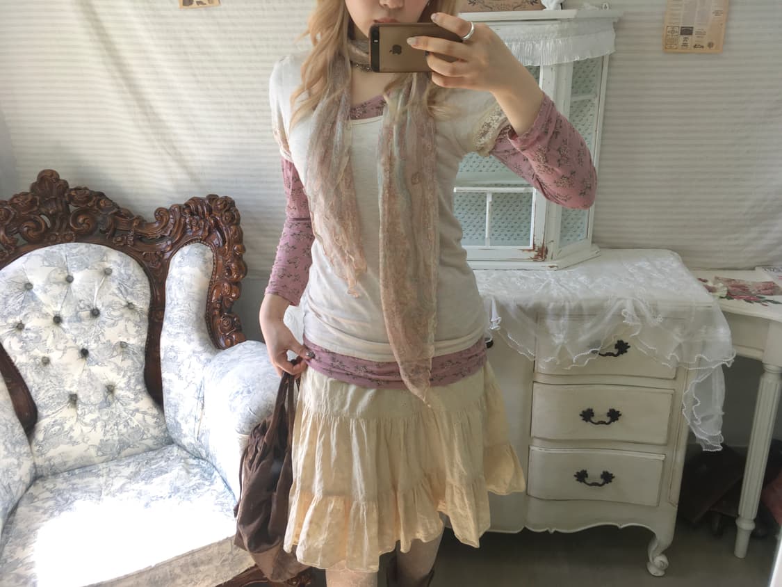 Set)핑크 도트 잔꽃 롱슬리브 + 레이스 퍼프 반팔 + 실크머플러 상품이미지4