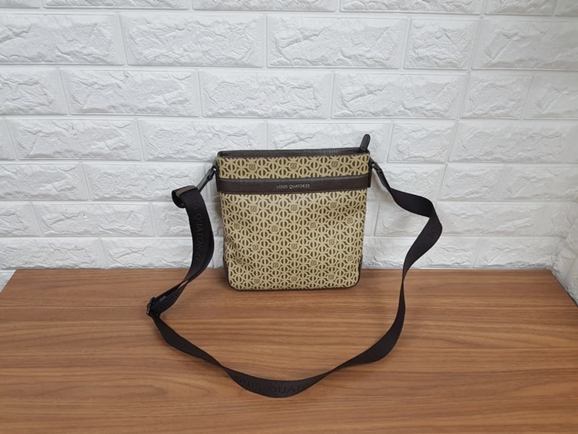 루이까또즈 남성 크로스백 (메신져백) 상품이미지1