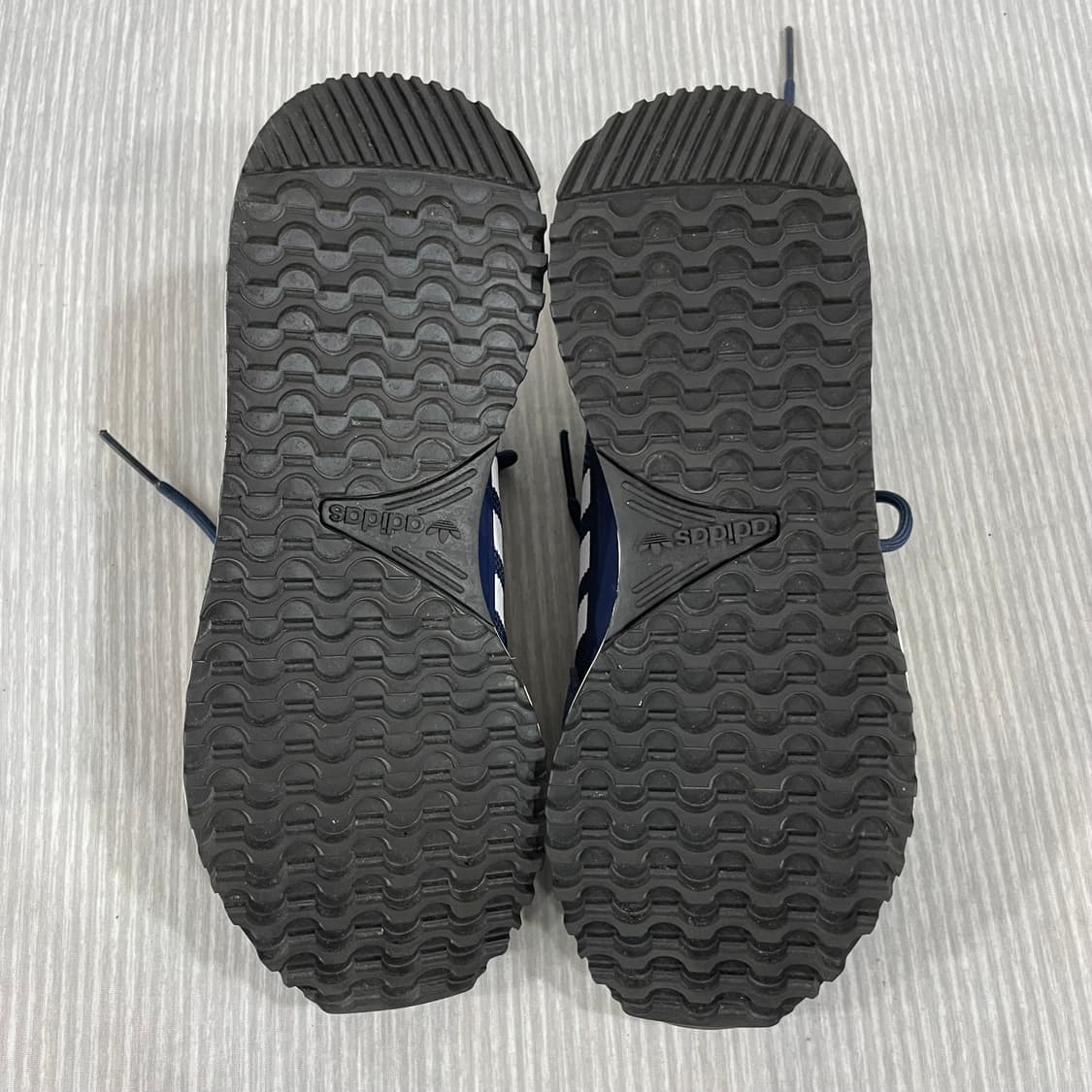774) 아디다스 ZX 700 런닝화 240mm 상품이미지7