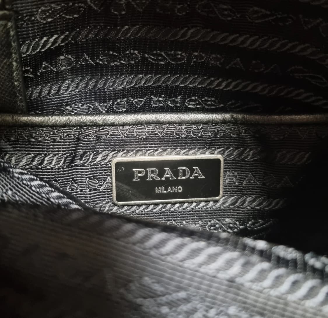 프라다 나일론 크로스백 상품이미지4