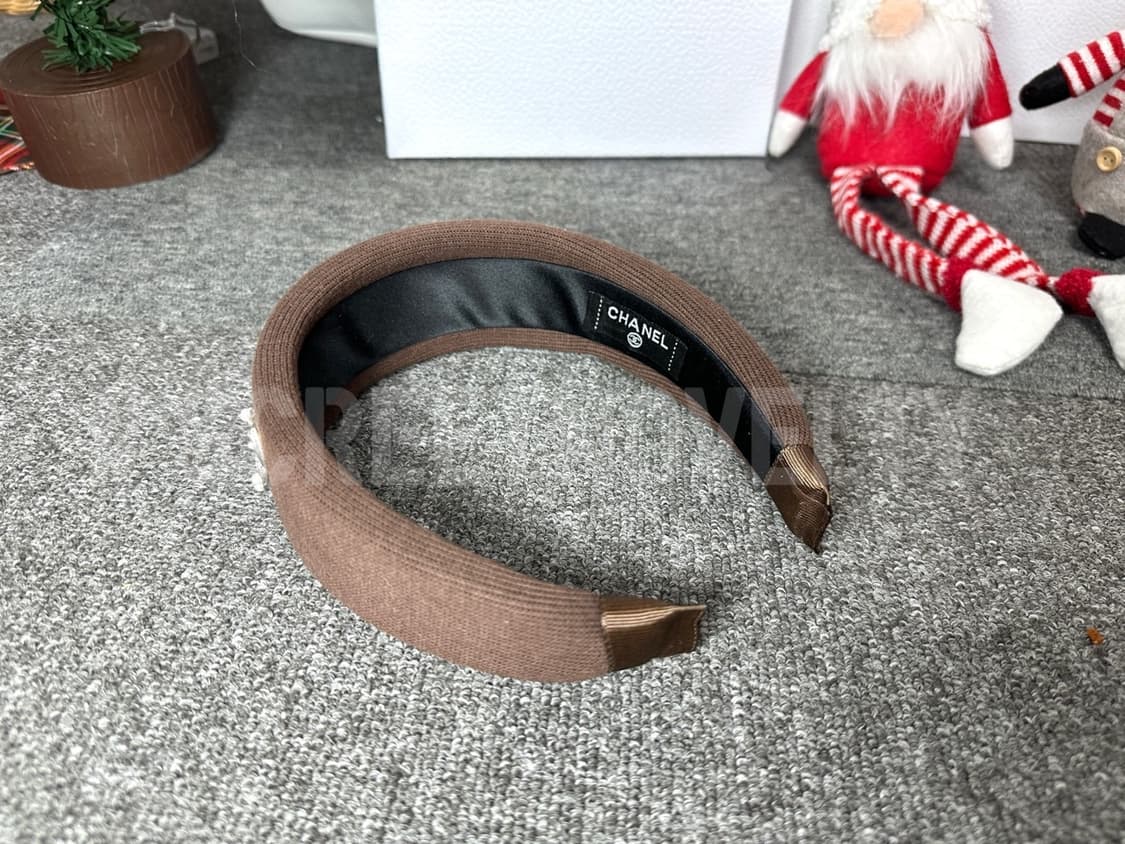 샤넬 진주 큐빅 머리띠 브라운 상품이미지3