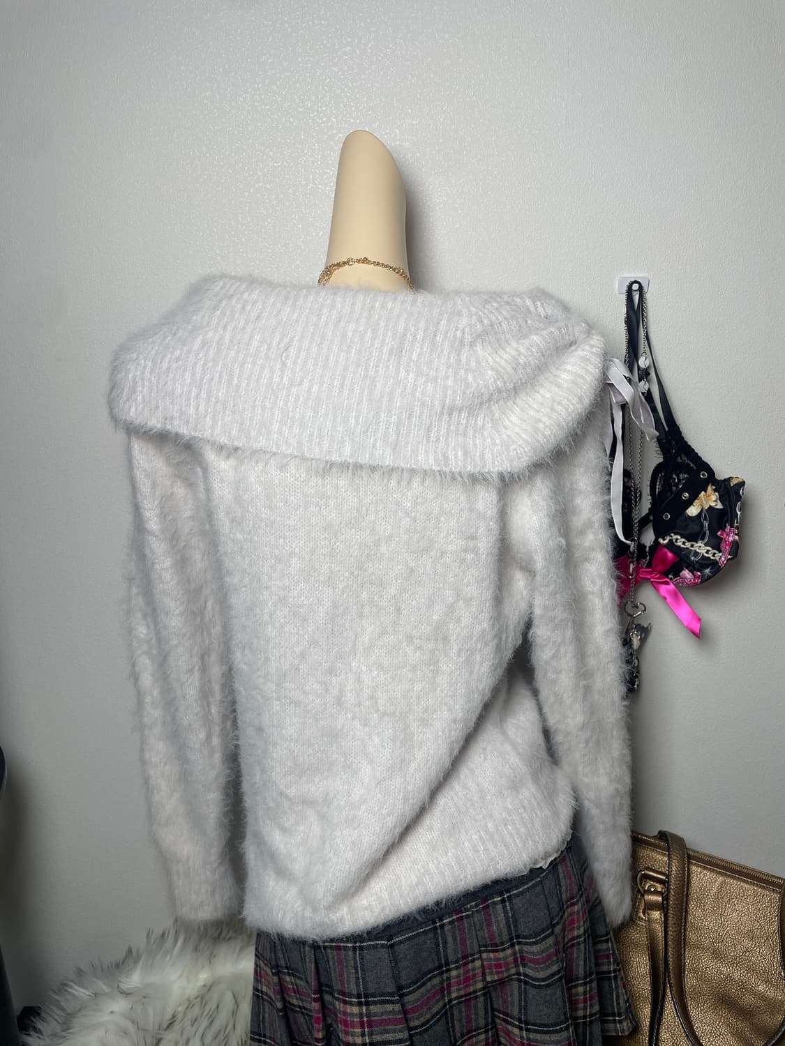 빈티지 연보라 리본 아일렛 앙고라니트 상품이미지4