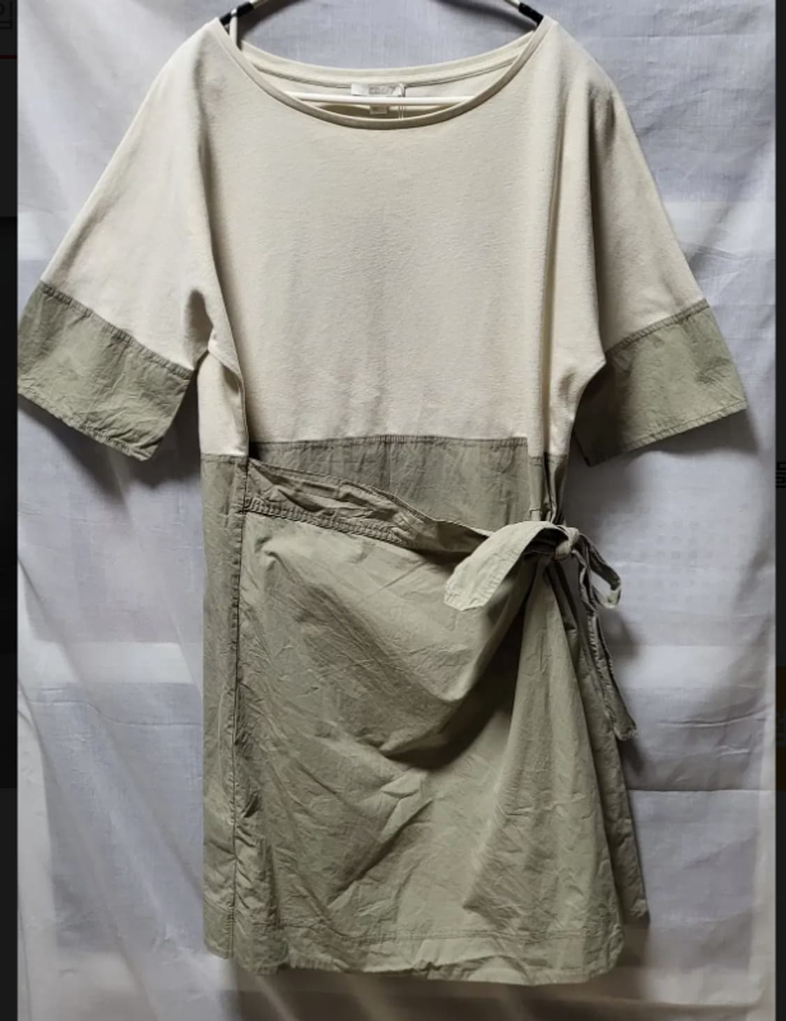 코스 반팔 랩형식 미디 원피스 연카키 (S)
 상품이미지1