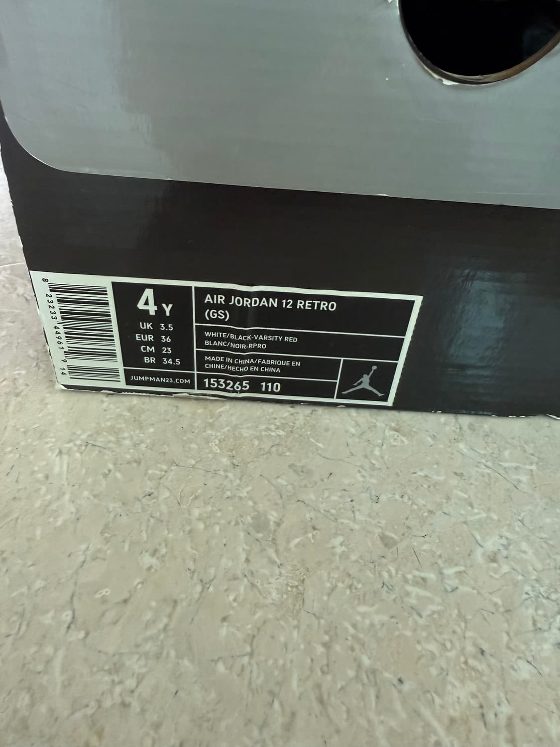 에어 조던 12 레트로 체리 gs 상품이미지6