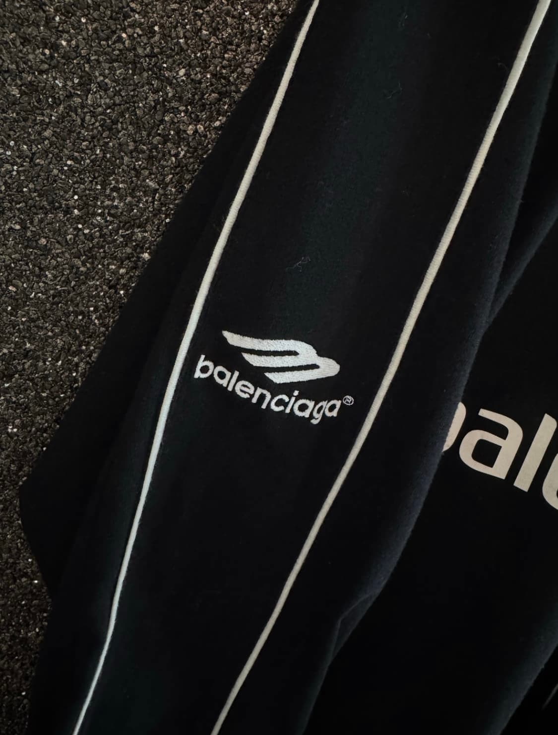 발렌시아가 사커 롱 슬리브 오버사이즈 긴팔 티셔츠 상품이미지6