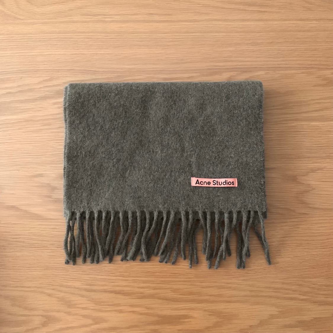 아크네 스튜디오 머플러 스키니 올리브멜란지(CA0218 CYQ) 상품이미지1