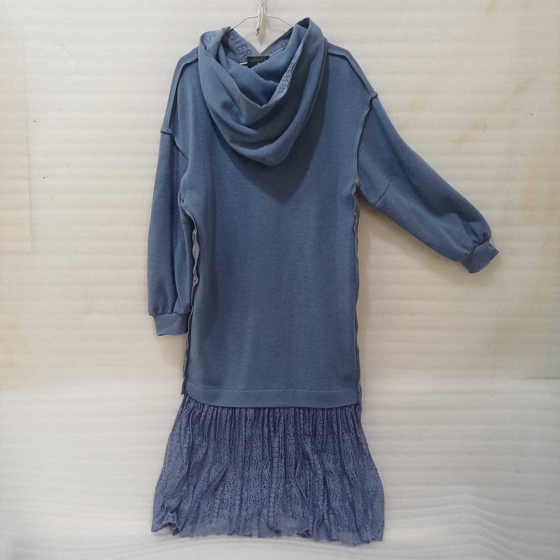 한섬 랑방 울 롱 니트 후드 레이스 원피스 여성 M 거의새것 사랑봉봉 상품이미지3