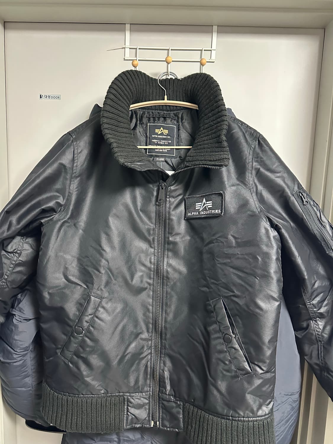 알파인더스트리 점퍼 lx 팝니다 상품이미지4