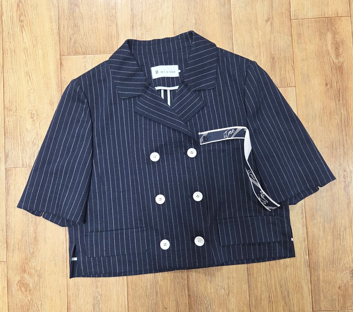 잇미샤(it michaa) 레터링포인트 린넨자켓 55-66 새상품 상품이미지3