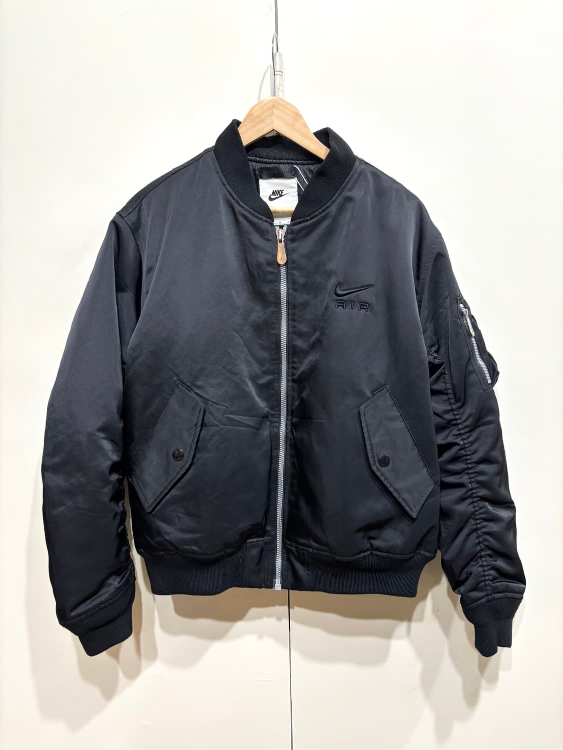 nike AIR 나이키 에어 블랙 봄버 재킷 패딩 상품이미지1