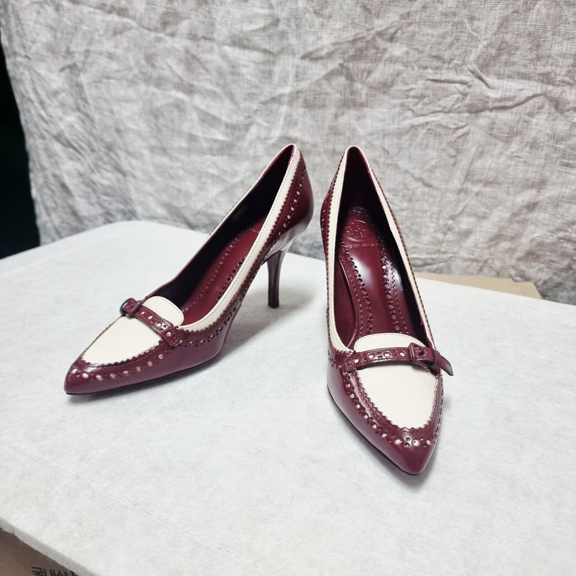 토리버치 가죽 레더 하이힐 슈즈 구두 스틸레토 (230/6M) 상태최상 상품이미지1