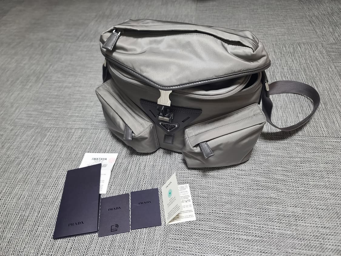 프라다 리나일론 숄더백 2vd062 유틸리티 크로스백 메신저백 버클바디백 상품이미지1