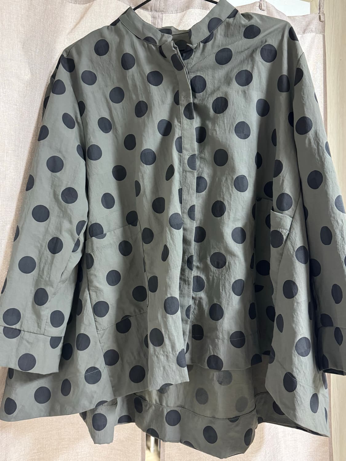 빈티지 땡땡이 도트 블라우스 상품이미지1