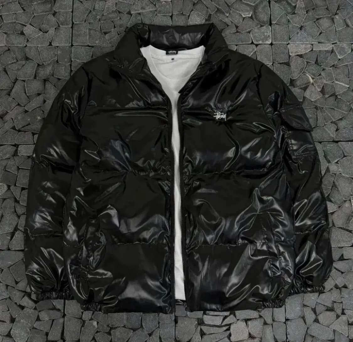 스투시 유광 패딩 점퍼 상품이미지1