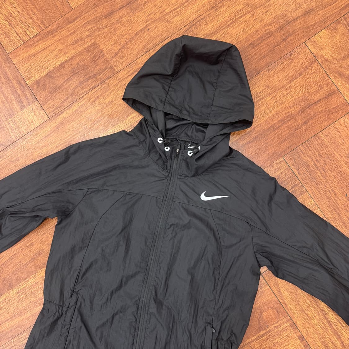 여성용 M 나이키 바람막이 자켓  상품이미지4