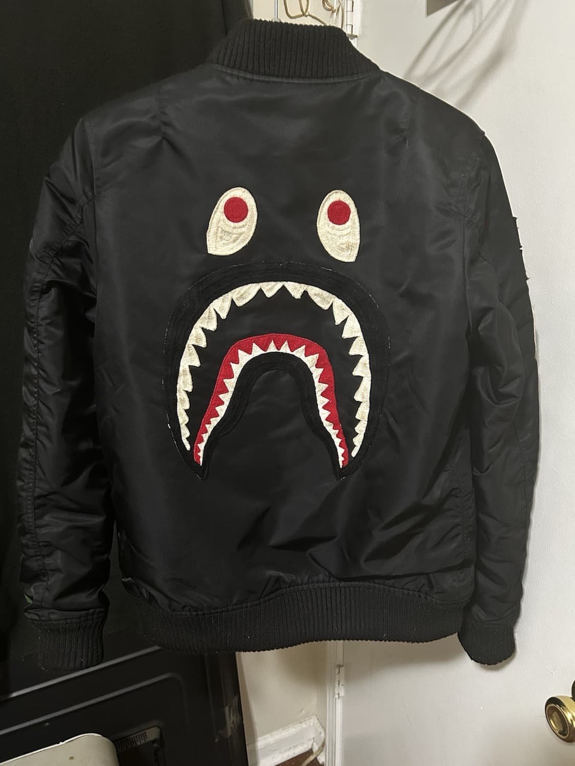 베이프 샤크 MA-1 블랙 봄버 자켓 상품이미지4