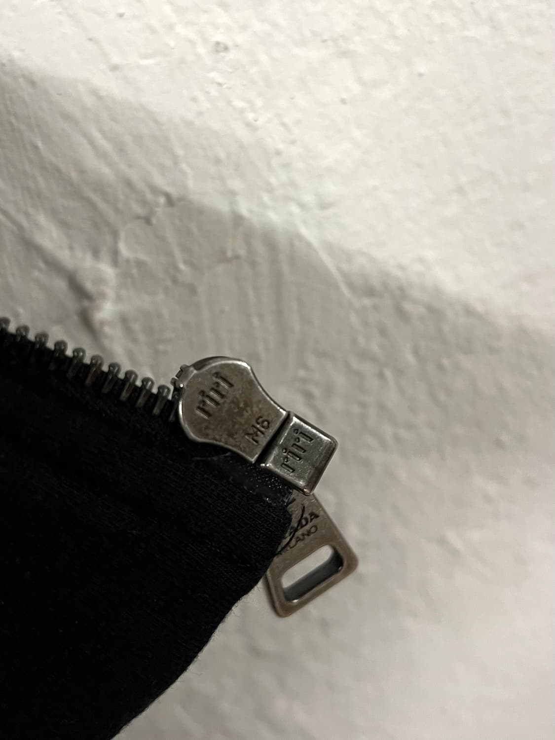 프라다 2009 레더 패널 후드 집업 상품이미지5