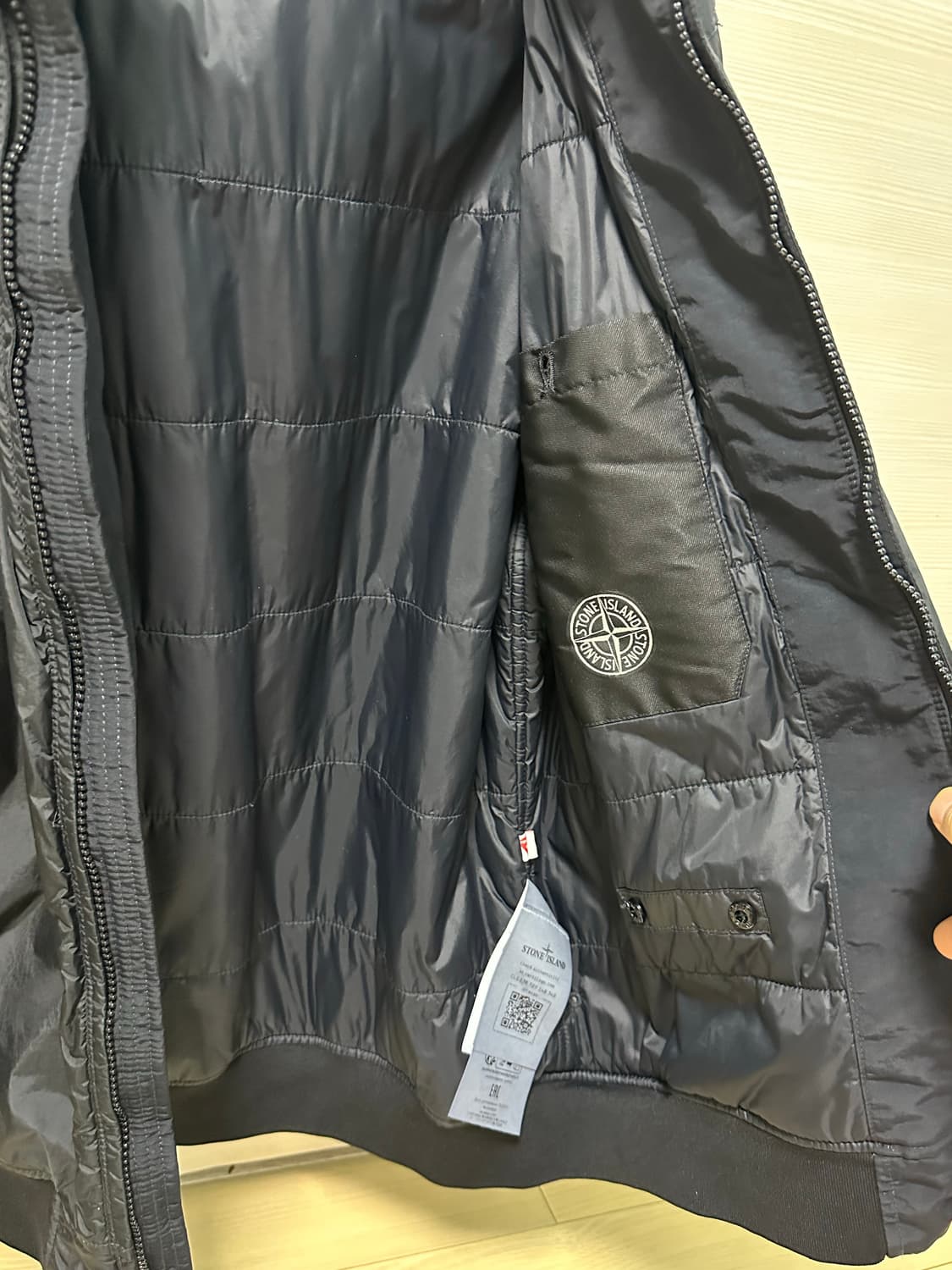 스톤아일랜드 크링클랩스 프리마로프트 tc 패딩자켓 L 새상품급 판매~ 상품이미지6