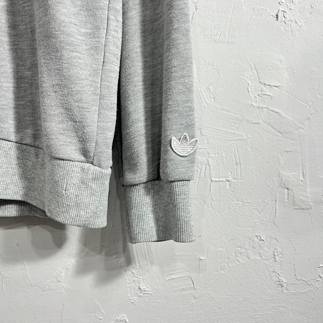 아디다스 니고베어 맨투맨  상품이미지5