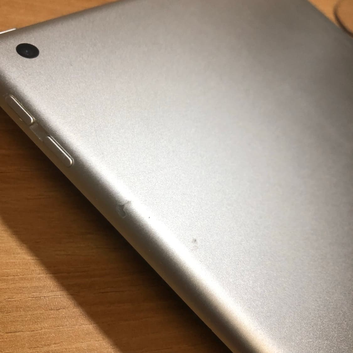 아이패드6세대 128 실버 + 펜슬 + 충전기 상품이미지3