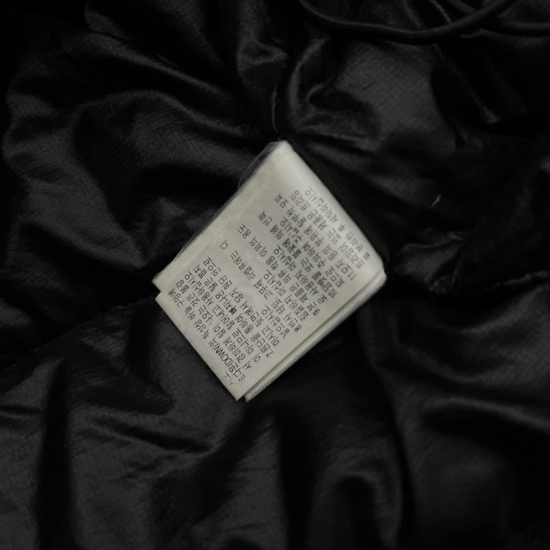 노스페이스 써밋 블랙 패딩 85 ( 남녀공용 ) 상품이미지5