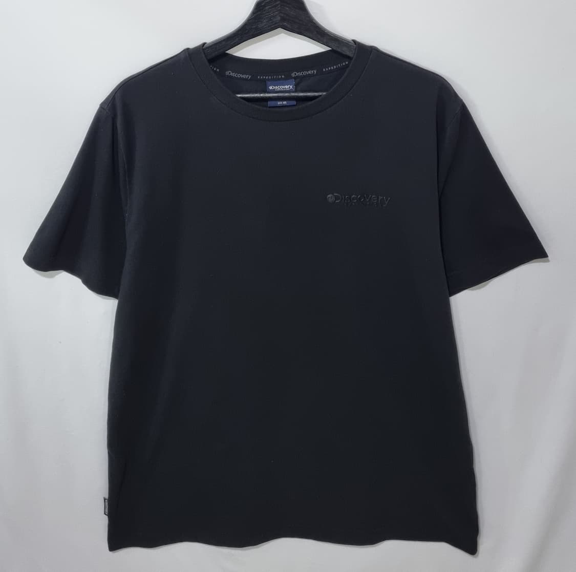 XL (105) 디스커버리 블랙 반팔티 상품이미지1