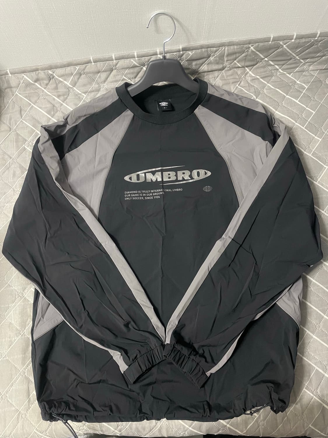 엄브로 피스테 웜업 M 상품이미지1