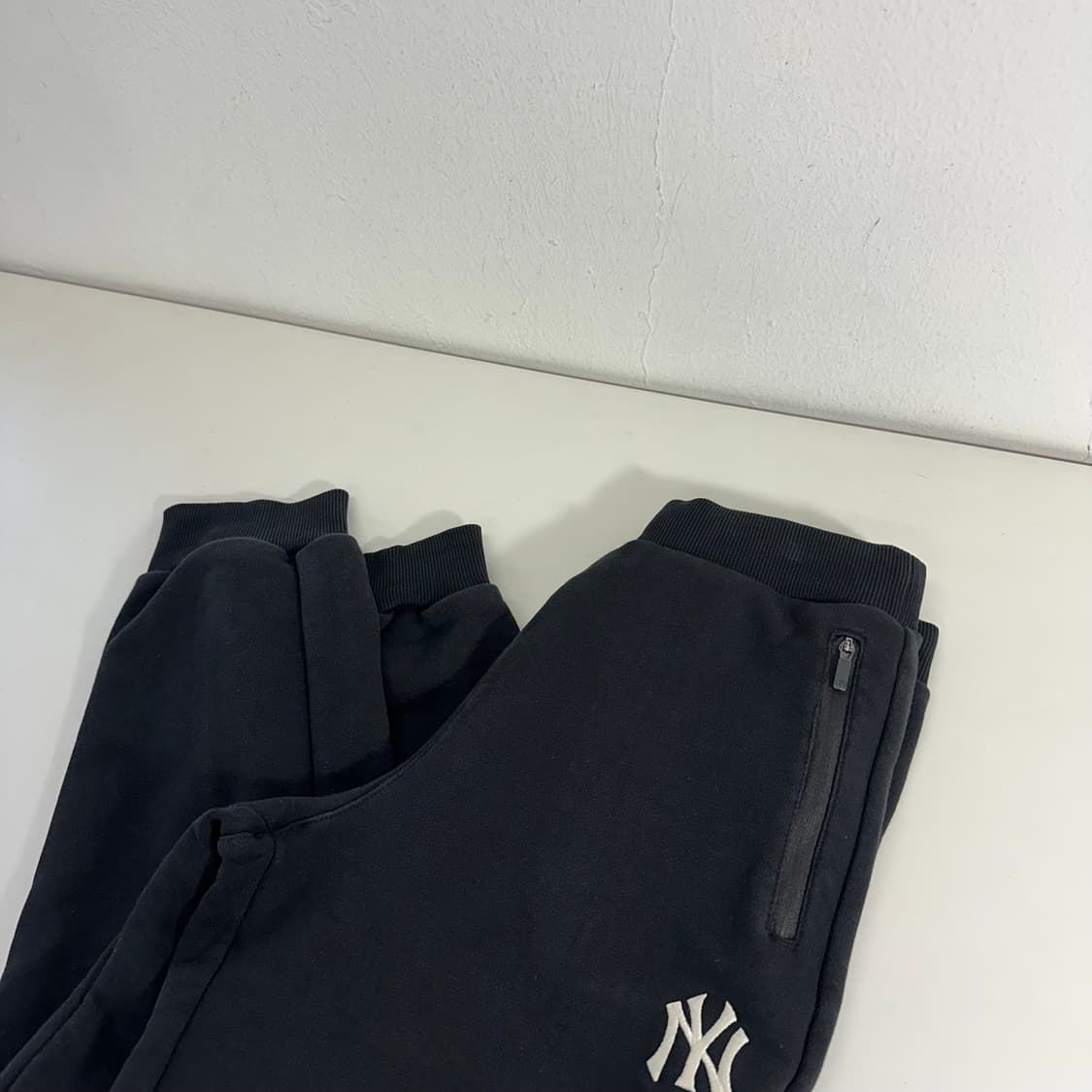 S MLB 블랙 뉴욕양키즈 코튼 밴딩조거팬츠 상품이미지2