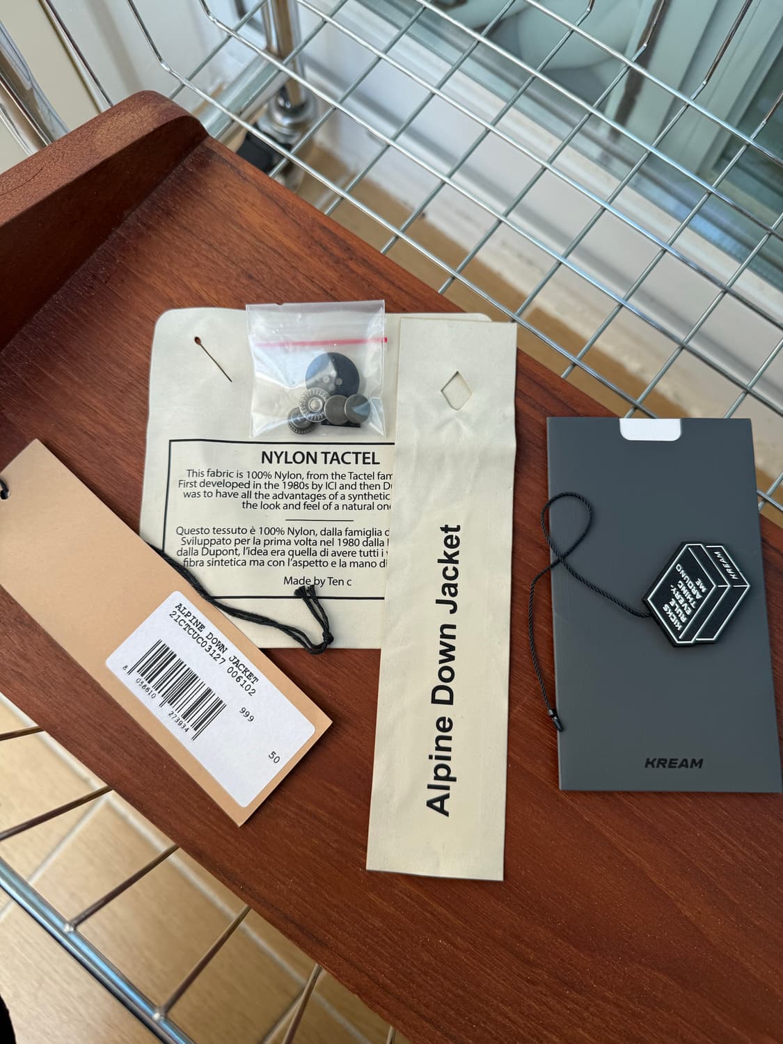 텐씨 알파인 다운 자켓 블랙 상품이미지8