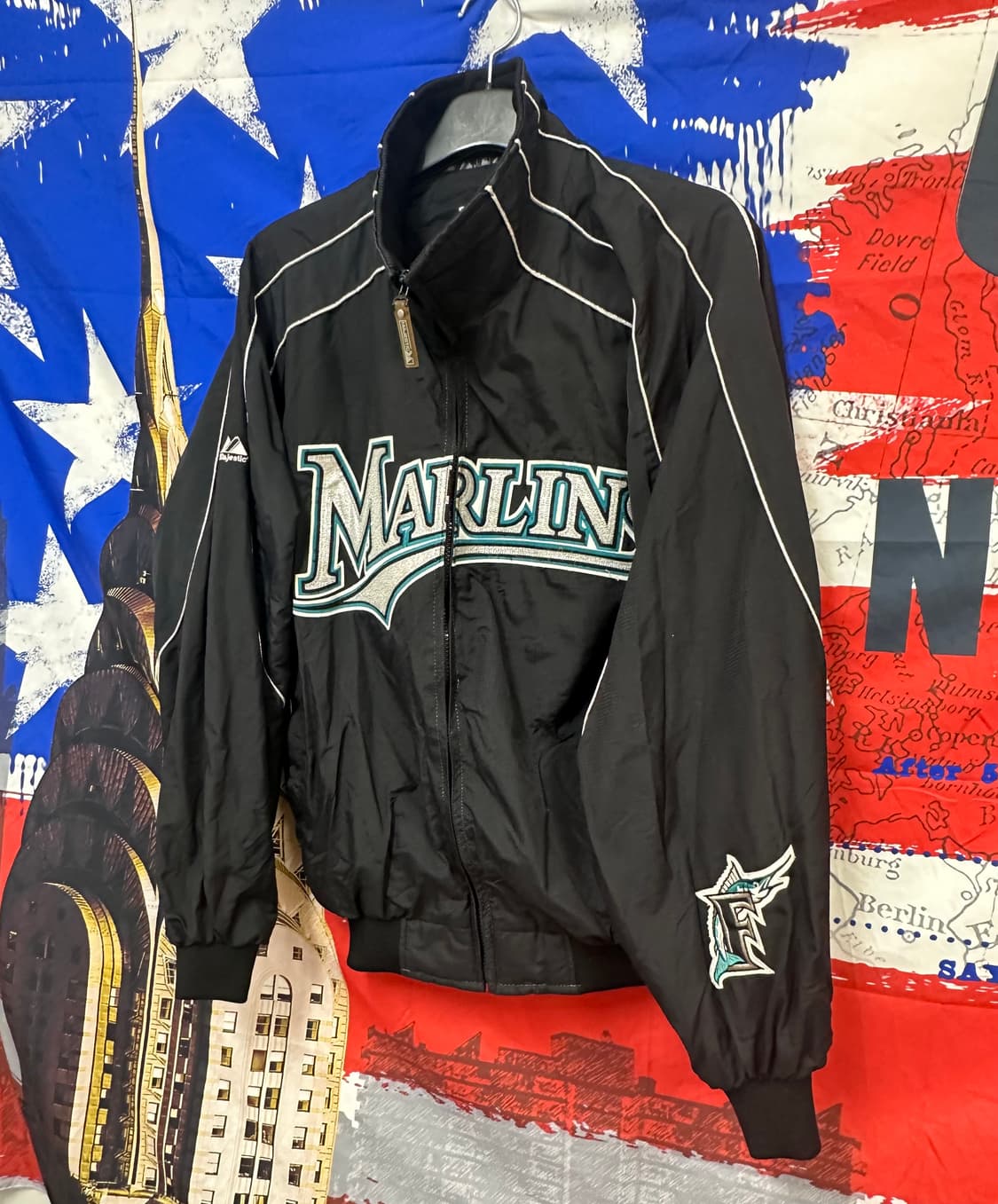 s급 마제스틱 레어템 마린스 오버핏바람막이L100 상품이미지2